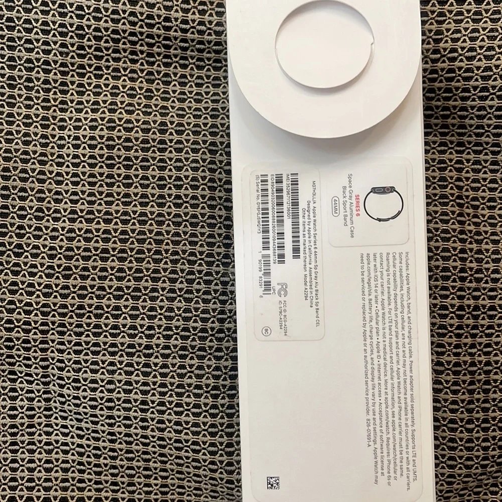 - Apple Watch⌚️‼️SERIES 6, 44 mm Space Gray Aluminum Case Black Sport Band
